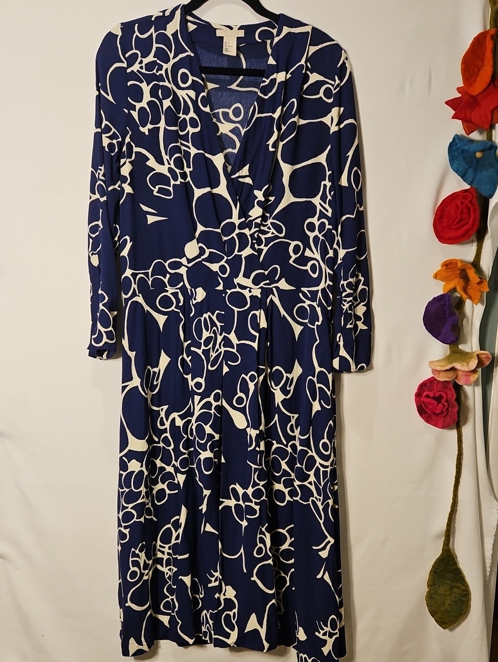 H&M Crepe Drapey Viscose Navy and White Long Sleeve Wrap-look Slip-on Dress0184